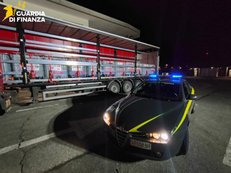 Treviso, importavano dalla Polonia disinfettante ma era alcol etilico: denunciati per contrabbando
