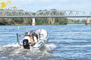 Cremona, soccorsa una persona in difficoltà sul fiume Po