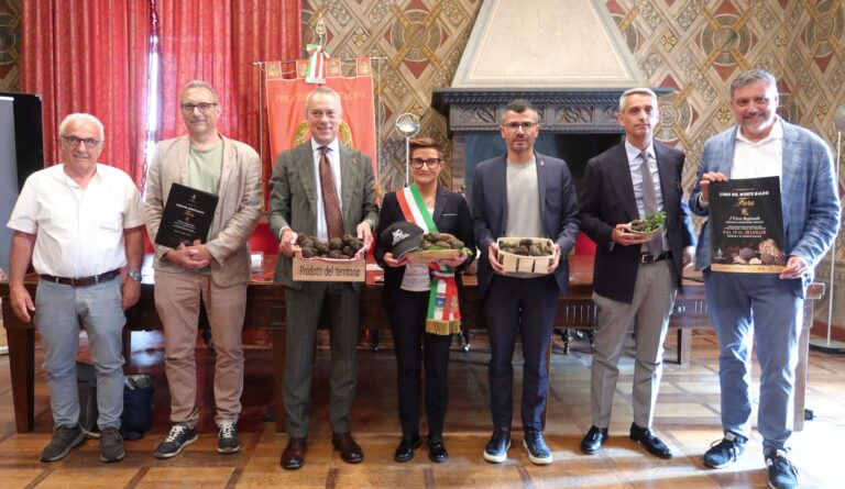 Ferrara di Monte Baldo, presentata la Fiera del tartufo veneto