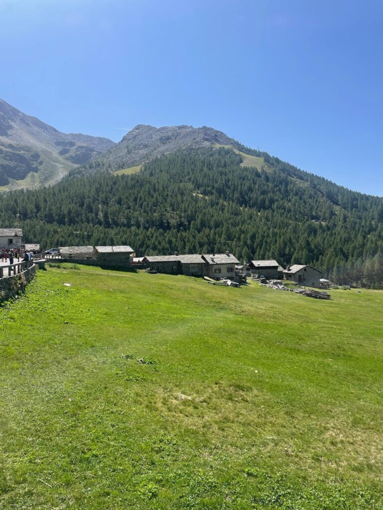 Madesimo, la Madonna delle Valli festeggiata all’Alpe Groppera