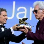 CINEMA.VENEZIA82 –  IL LEONE D’ORO A JIM JARMUSH  E IL MESSAGGIO DEL CARDINAL PIZZABALLA