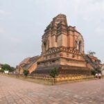 Non solo monte Athos: il Tempio thailandese vietato alle donne