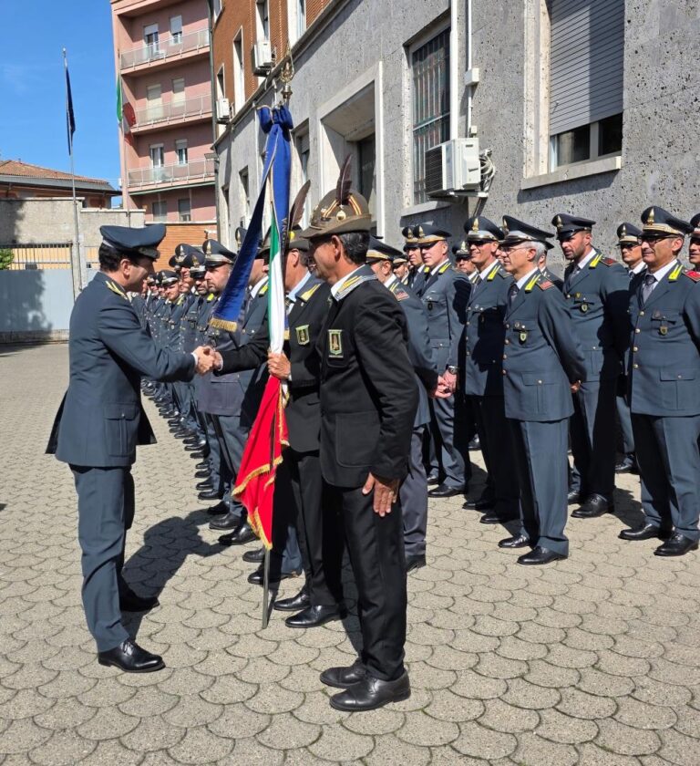 Cremona, il comandante regionale in visita alle Fiamme Gialle cremonesi